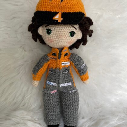 Horgolt Lando Norris baba