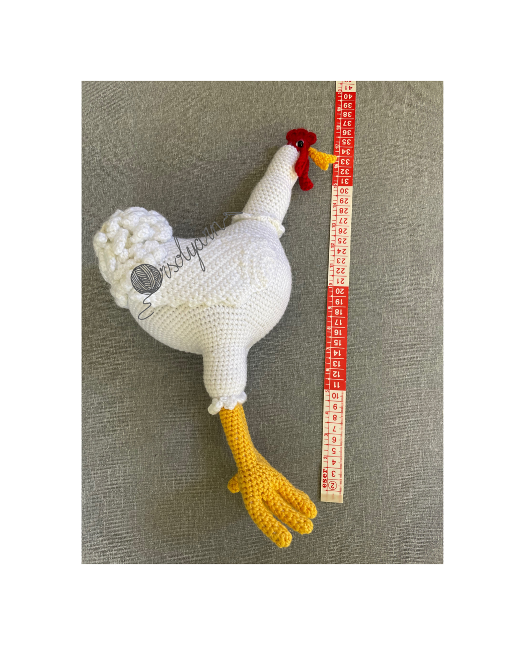 Prillan horgolt tyúk – kézzel készült amigurumi figura a Pettson és Findusz meséből - Image 6