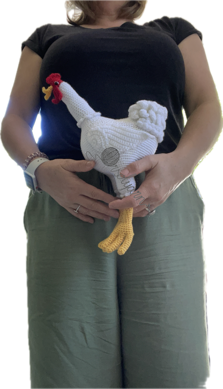 Prillan horgolt tyúk – kézzel készült amigurumi figura a Pettson és Findusz meséből - Image 10